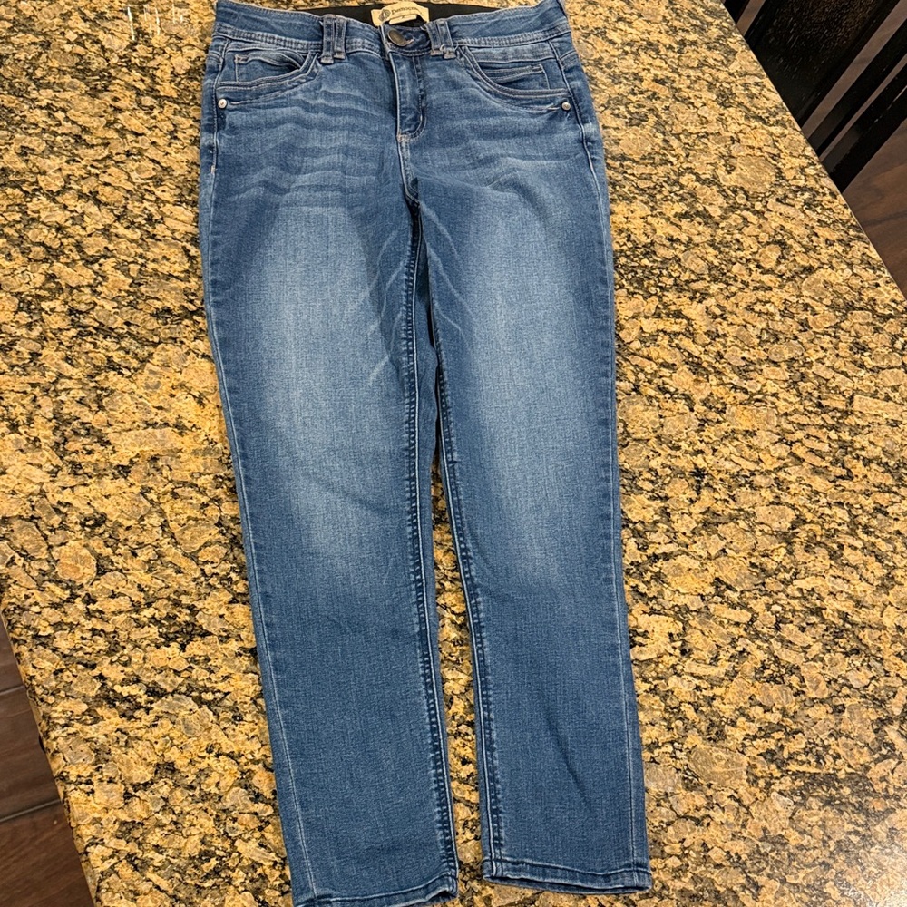 Democracy Blue Ankle Jeans